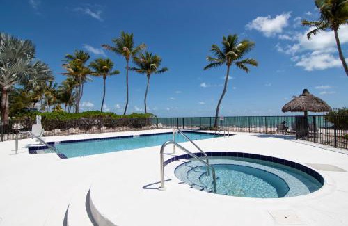 Islamorada Resort | Relaxing Chesapeake Beach Resort: Oceanfront Getaway Awaits