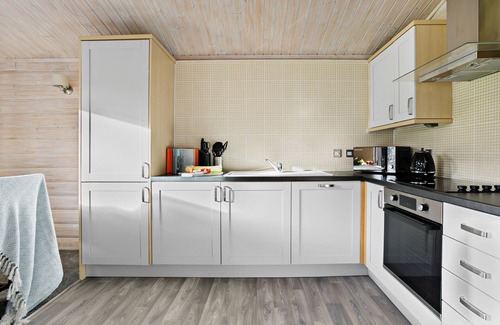 Newton Saint Cyres House | Chestnut, 6 Fingle Glen Lodges