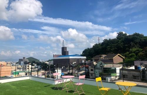 Mokpo House | Budget-Friendly Stay at Cheukhu-dong 19street Guesthouse