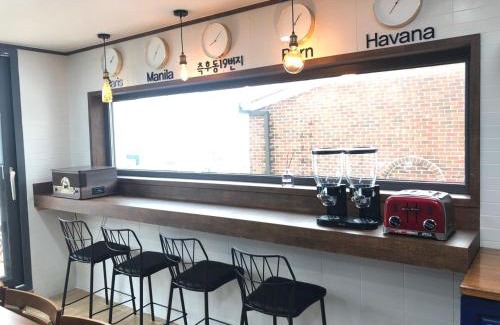 Mokpo House | Budget-Friendly Stay at Cheukhu-dong 19street Guesthouse