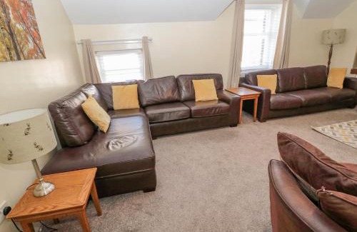 Wooler House | Cheviot Hills: Family & Pet Friendly 4-Star Retreat