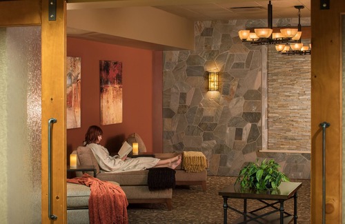 Southwest Colorado Springs Hotel | Elegant Cheyenne Mountain Resort with Spa & Ocean Views