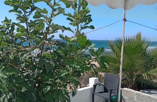 Moulay Bousselham House | Relax at Chez Ali: Family and Pet-Friendly Stay Awaits