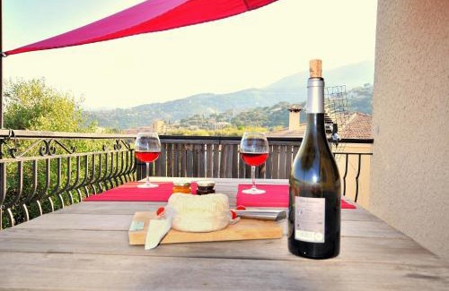 Ville-di-Pietrabugno Apartment | Inviting Stay at Chez Aline et Jean Pierre - Family-Friendly!