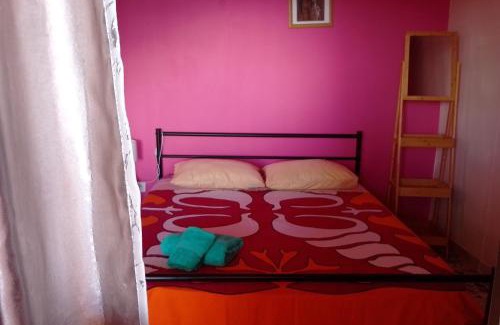 Taiohae House | Discover Comfort at CHEZ ALIZHIA with Breakfast Included