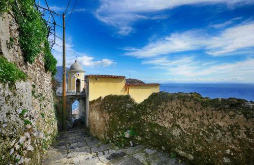Pogerola House | Family-Friendly Retreat at Chez Amélie - 4 Star, Rated 9.7