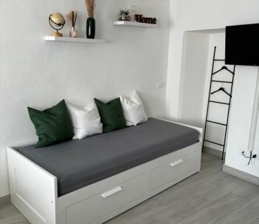 Clusane Apartment | Guest Rated 9.3: Chez Ary on the Lake Road