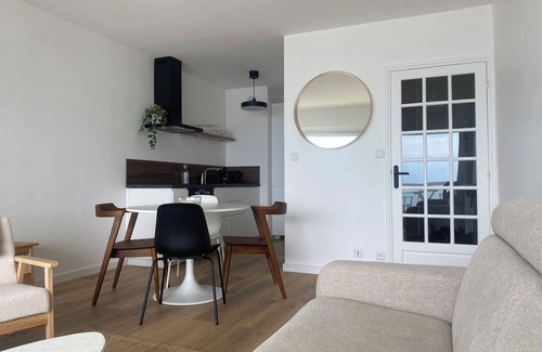 Hardelot-Plage Apartment | Peaceful Retreat at Chez Barnabé with Spectacular Views