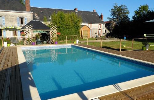 Saint-Sebastien Bed & Breakfast | Chez Beaumont: Pet-Friendly Oceanfront Retreat with Pool