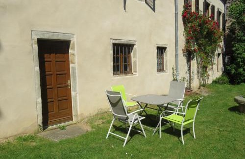 Manglieu House | Pet-Friendly Stay at Chez Bernard et Michèle - Guest Rated 8.9