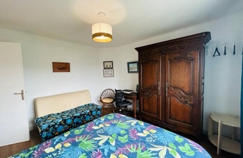 Port-Louis House | Charming Family Retreat at Chez Bibiche - 4-Star Amenities
