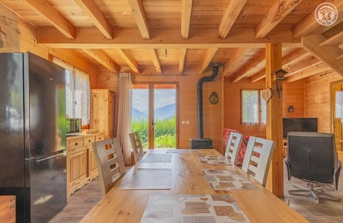 Saint-Remy-de-Maurienne House | Pet Friendly Retreat at Chez Cathy in Saint Remy DE Maurienne