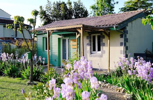 Verines House | Experience Cozy Comfort at Chez Camille &... Chez Vous!