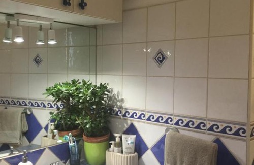 16th Arrondissement Bed & Breakfast | Enchanting Stay at Chez Cathy - Guest Rated 9/10