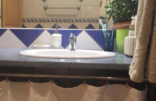 16th Arrondissement Bed & Breakfast | Enchanting Stay at Chez Cathy - Guest Rated 9/10