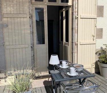 Cour-Cheverny House | Top-Rated Stay at Chez Chris: Unforgettable Experience Awaits
