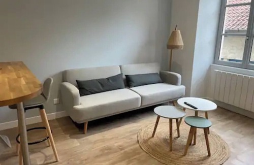 Langres Apartment | Chez Claire : appartement plein centre avec garage