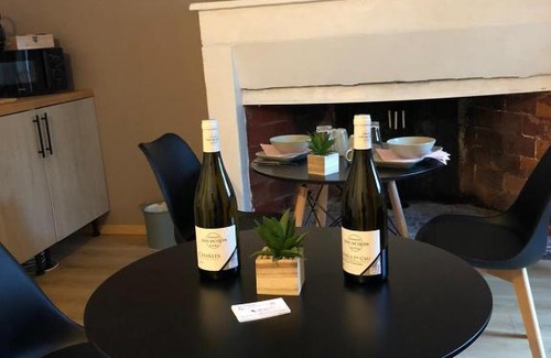 Chablis Apartment | Cozy Stay at Chez Collette - Your Budget-Friendly Retreat