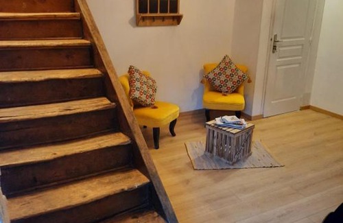 Chablis Apartment | Cozy Stay at Chez Collette - Your Budget-Friendly Retreat