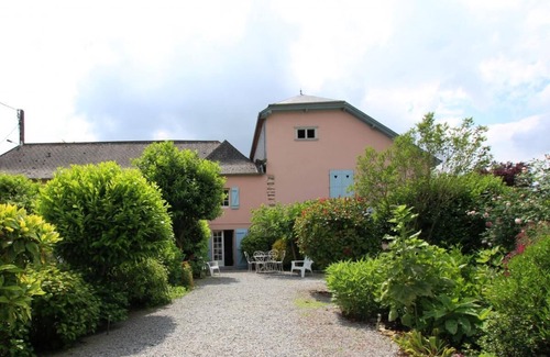 Geus-d'Oloron House | Family-Friendly Stay at Chez Contou 2 - Geus-d'Oloron