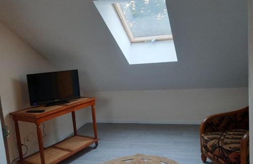 Damparis Bed & Breakfast | Experience Comfort at Chez Daniel Hotel for Memorable Stays