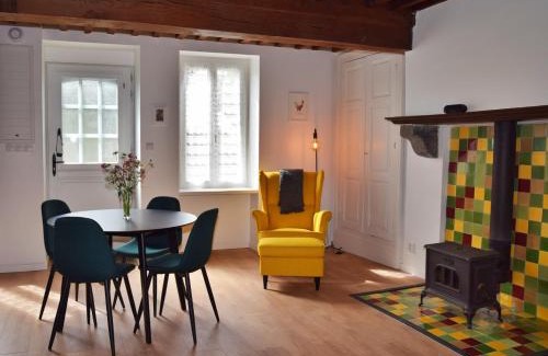 Vauclaix House | Pet-Friendly Retreat at Chez Daniel with 9.2/10 Rating