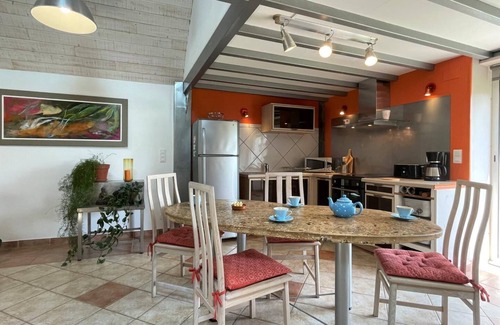 Precilhon House | Family-Friendly Stay at Chez Daude - Precilhon
