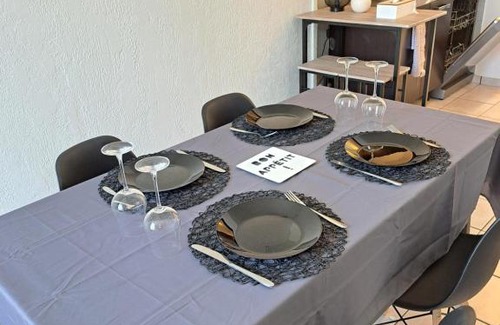 Cholet House | Family-Friendly Retreat at Chez David with Pet Amenities
