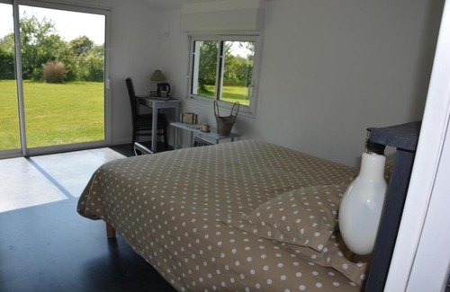 Bazoges-en-Paillers Apartment | Inviting Stay at Chez Dominique et Bruno Awaits You