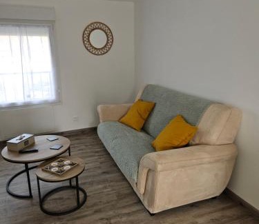 Nanteuil-les-Meaux Apartment | Family-Friendly Retreat at Chez Ernestine - Rated 10/10!