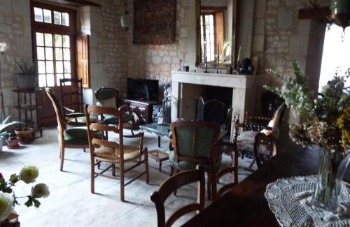 Loudun Bed & Breakfast | Enchanting Stay at Chez Florence et Sylvain de Loudun