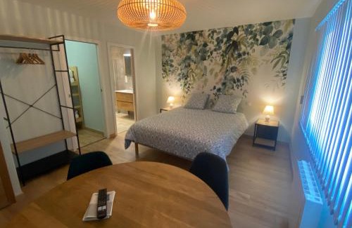 Failly Bed & Breakfast | Cozy Stay at Chez Isabelle - Child Friendly & Kitchen Access