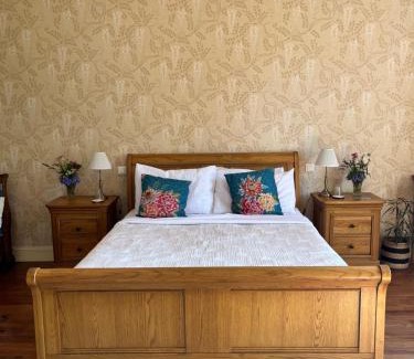 Vidaillat Bed & Breakfast | Discover Chez Jallot: Family-Friendly with Top-Rated Dining