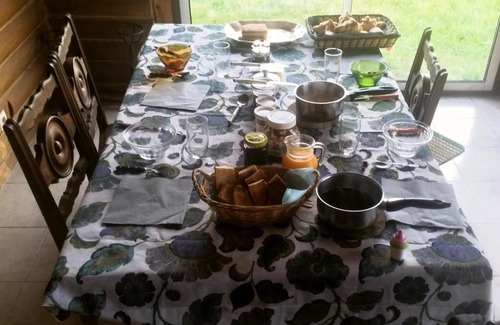 Vieux-Mareuil House | Pet-Friendly Retreat at Chez Jojo - Rated 9.9 by Guests