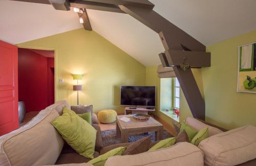 Saint-Romain Apartment | Discover Chez Joseph: Nestled in Saint-Romain's Vineyards