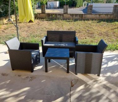 Montfavet Apartment | Family-Friendly Stays at Chez Kaïs - Rated 9/10 by Guests