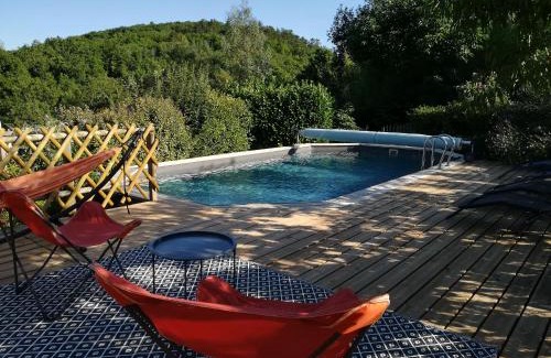 Cahors Apartment | Oceanfront Retreat at Chez Karine et Julien - Rated 9.1/10
