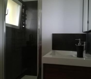 Cahors Apartment | Oceanfront Retreat at Chez Karine et Julien - Rated 9.1/10