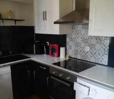 Arrest House | Pet-Friendly Retreat at Chez Kathie with Top Ratings