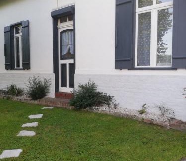 Arrest House | Pet-Friendly Retreat at Chez Kathie with Top Ratings
