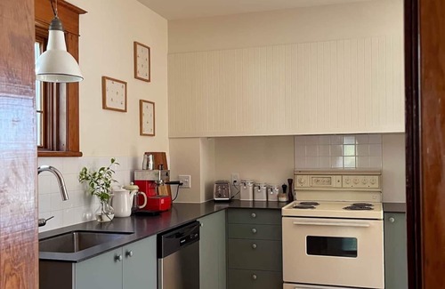 Lac-Megantic House | Pet-Friendly Retreat at Chez Léo by Maison Dudley