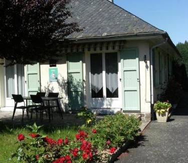 Vic-sur-Cere House | Pet-Friendly Chez Léontine with Oceanfront Views