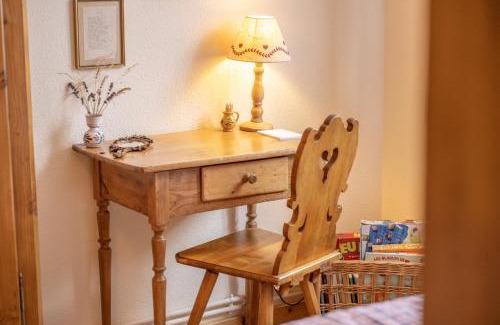 Barr Apartment | Authentic Stay at Chez l'Alsacien - 4-Star Guest Oasis
