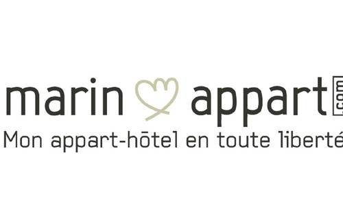 Laval Apartment | Chez Laurent-Apartment-Premium-Private Bathroom-Garden View