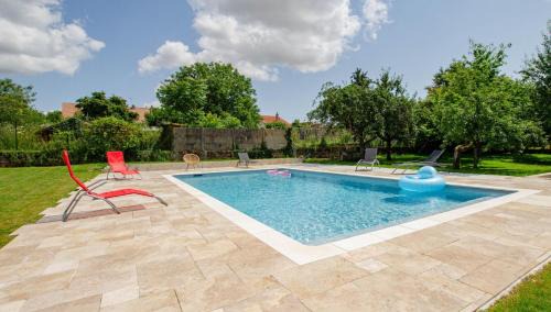 Villenauxe-la-Grande House | Oceanfront Family Escape at Chez Leontine Hotel