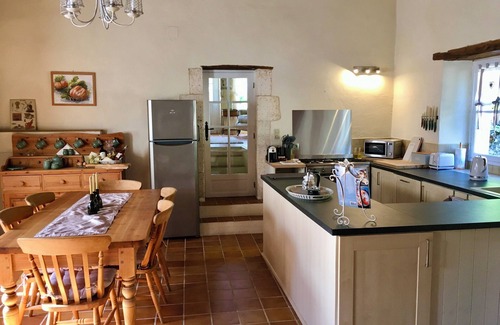 Chatignac Cottage | Relax at Chez Lussaud: Boutique Gites with Hot Tubs