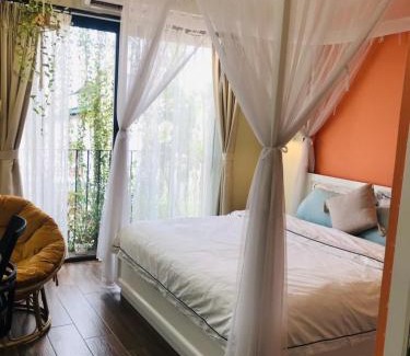 Ngoc Ha Bed & Breakfast | Discover Chez Madame Binh: 4-Star Comfort & Great Amenities