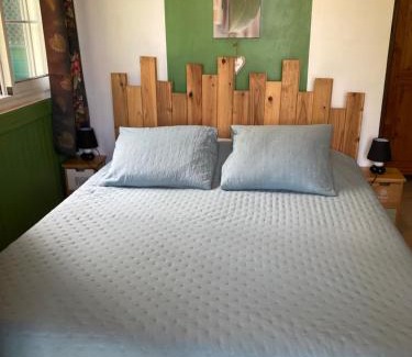 Les Avirons Bed & Breakfast | Top-Rated Stay at Chez Mamie with Hot Tub & Kitchen Access
