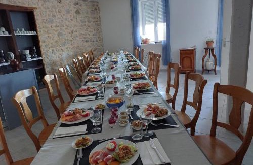 Vanosc Apartment | Discover Comfort at Chez Mary - Highly Rated & Family-Friendly