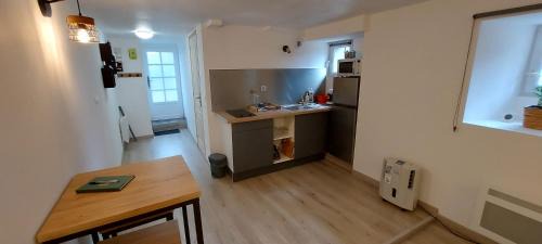 Laval Apartment | Book Studio Laval: Pet-Friendly & Family Approved Retreat